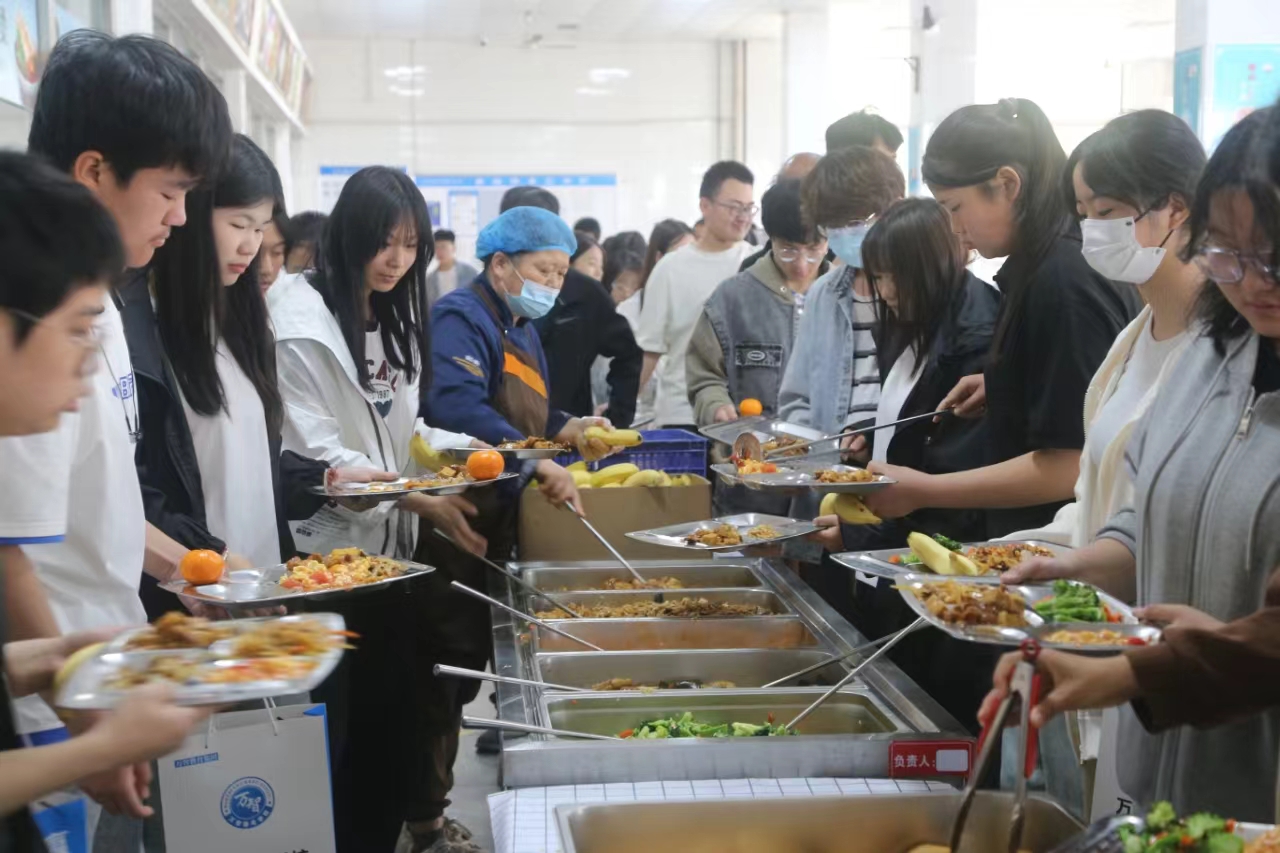 d2adc239003cd40b0119a1712702f7b